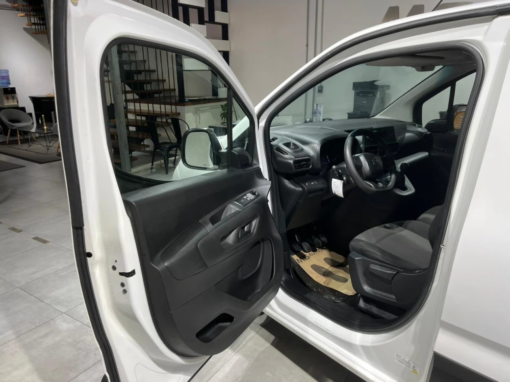 imagen 0 de vehiculo con id 2193